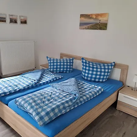 Schwalbennest Apartman Dornum